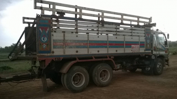 ขายรถพ่วง แม่ดั้ม-ลูกไม่ดั้ม HINO FM3M เครื่องเดิม M10C 240 แรงม้า เกียร์เดิม สโลว์เดิม คัสซีสวยจัดตลอดเส้น ยางเต็มทั้ง 18 เส้น ทะเบียนพร้อมโอนครับ