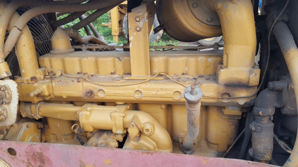 ขายรถแทรกเตอร์ CAT.D5-B เกียร์ตัด ตีนเป็ด เครื่อง.44V รถสวย พร้อมใช้ ราตา.680000 สนใจรีบจองด่วน