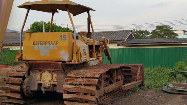 ขายรถแทรกเตอร์ CAT.D5-B เกียร์ตัด ตีนเป็ด เครื่อง.44V รถสวย พร้อมใช้ ราตา.680000 สนใจรีบจองด่วน