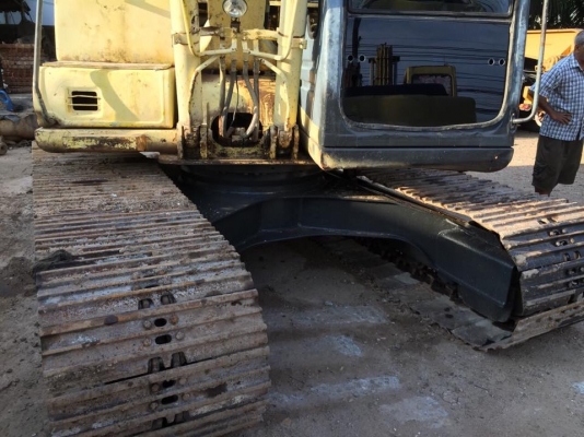 PE120-6 ไฟฟ้าครบ แอร์เย็น..ใหม่...รถสวยเดิมๆ ช่วงล่างสวยเดิมๆ เอวแน่นๆ เครื่องดีปั้มแห้ง ดี แรง แผ่นกว้าง