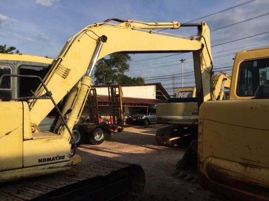 PE120-6 ไฟฟ้าครบ แอร์เย็น..ใหม่...รถสวยเดิมๆ ช่วงล่างสวยเดิมๆ เอวแน่นๆ เครื่องดีปั้มแห้ง ดี แรง แผ่นกว้าง