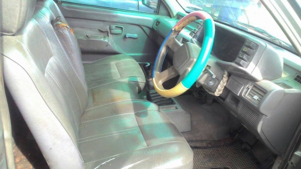 รถกระบะISUZU 2500ปี่2534 รถพร้อมใช้เอกสารทะเบียนพร้อม