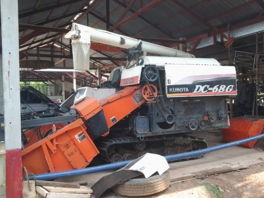 KUBOTA DC68G ชั่วโมง2พันก่า เล่มพร้อมโอน