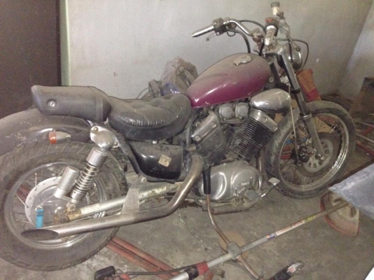 ขาย วีราโก้ 400 รถจอด แต่เครื่องติดคับ ตามสภาพ ไม่มีคนใช่คับ รถมีอินวอย ขาย 22000