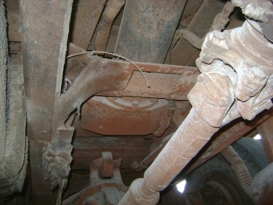 หัวยาวเพลาเดียว  ตามภาพดั้มพ์ เครื่องEH 700/ 168แรง ราคา  230,000  บาท