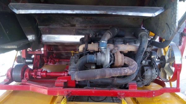 ขายรถเกี่ยวข้าวเกษตรพัฒนา รุ่นจ้าวช้างไวไฟ ปี 51 เครื่องยนต์ 240 HP 6D17 เทอร์โบ อุ้ม 2.5 ตัน ปั๊มอินตั้นเบอร์ 23 ช่วงล่าง 12 ของโรงงานทั้งหมดครับ รถเกี่ยวสวยสภาพดีพร้อมทำงานได้เลยครับ ราคาต่อรองได้ครับ ขายรถเกี่ยวข้าวเกษตรพัฒนา รุ่นจ้าวช้างไวไฟ ปี 51 เครื่องยนต์ 240 HP 6D17 เทอร์โบ อุ้ม 2.5 ตัน ปั๊มอินตั้นเบอร์ 23 ช่วงล่าง 12 ของโรงงานทั้งหมดครับ รถเกี่ยวสวยสภาพดีพร้อมทำงานได้เลยครับ ราคาต่อรองได้ครับ