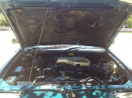 Grand Advanture2002 เกียAUTOเครื่อง3.0 TURBO ภายในสวย พร้อมใช้