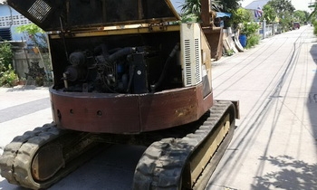 รถขุด แบคโฮ SUMITOMO 135UX (PC 60) = ราคา 390,000 บาท รถขุด แบคโฮ SUMITOMO 135UX (PC 60) = ราคา 390,000 บาท