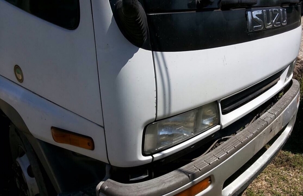 ISUZU DECA 195 HP 6HE1 รถบรรทุกหกล้อ กระบะเหล็กความยาว 6 เมตรสภาพดีมากครับพร้อมบรรทุกได้เลย เครื่องยนต์แน่นแรงดีสุดๆครับ ภายในเก๋งคอนโซลสวยครบ แอร์ พวงมาลัยเพาเวอร์ ระบบเบรคทริ๊ปฟี้ครบ ช่วงล่างแน่นดีพร้อมได้เลย