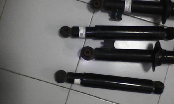 โช้คเดิม 4ต้นของ triton