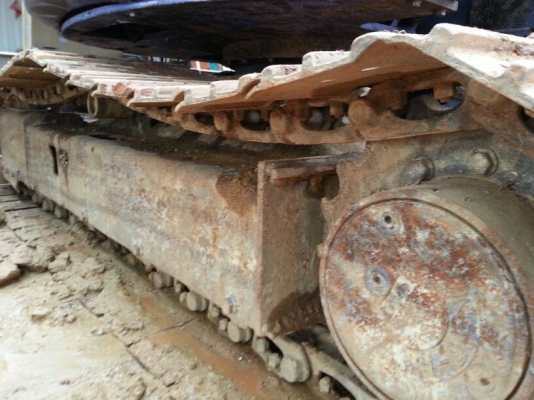 รถแบคโฮ KOMATSU  58 - SF  รุ่น 7.  ( รถเช็คนอก. )     สนใจติดต่อ  081 - 6079515