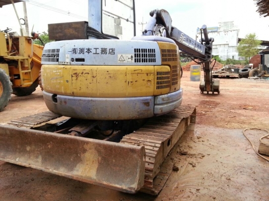 รถแบคโฮ KOMATSU  58 - SF  รุ่น 7.  ( รถเช็คนอก. )     สนใจติดต่อ  081 - 6079515