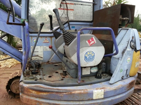 รถแบคโฮ KOMATSU  58 - SF  รุ่น 7.  ( รถเช็คนอก. )     สนใจติดต่อ  081 - 6079515