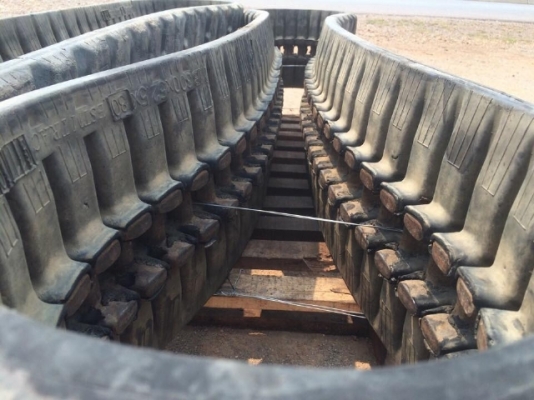 ขายแทรคยาง ใช้กับ รถขุด MITSUBISHI PC30/PC35 นำเข้าจากญี่ปุ่น ติดต่อ 081-2990958/089-8368497 (เจ้าของขายเอง) ขายแทรคยาง ใช้กับ รถขุด MITSUBISHI PC30/PC35 นำเข้าจากญี่ปุ่น ติดต่อ 081-2990958/089-8368497 (เจ้าของขายเอง)