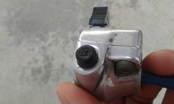 ขายสวิทช์แฮนด์ C92,C95 ข้างซ้ายแท้ TEC