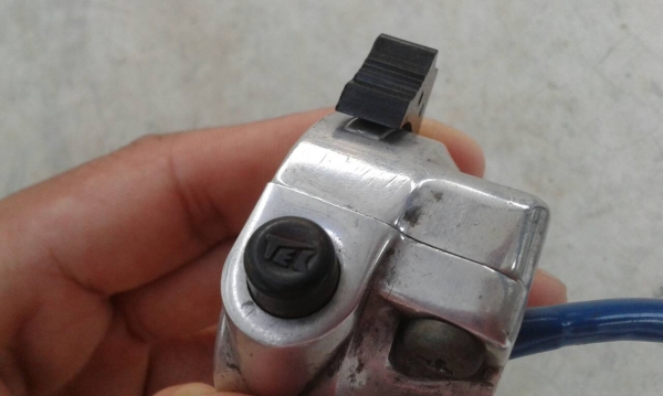 ขายสวิทช์แฮนด์ C92,C95 ข้างซ้ายแท้ TEC