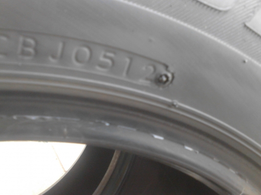 205/70R15 BRIDGESTONE DURAVIS 611 ปี2012 มี 2 เส้น tel.081-427-3941 205/70R15 BRIDGESTONE DURAVIS 611 ปี2012 มี 2 เส้น tel.081-427-3941