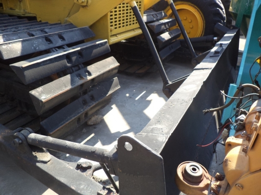 D20PL-5-50882รถดันKOMATSUตอนนี้รถจอดที่(นวนคร)ครับ D20PL-5-50882รถดันKOMATSUตอนนี้รถจอดที่(นวนคร)ครับ