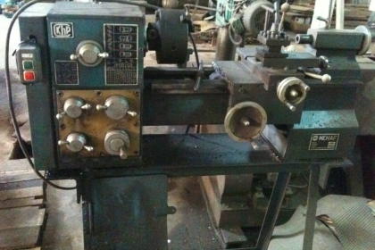 แท่นกลึงเล็ก 3 ฟุต เกียร์บล็อก พร้อมใช้งาน ด่วน !!!! 38,000