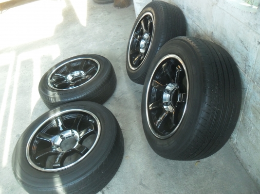 ล้อแม็ก 17นิ้ว 6รู LENSO TE37 พร้อมยาง สวยๆ 4 ล้อ ราคา 10900 บาท