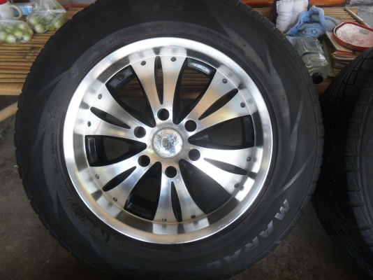 ล้อแม็ก 18นิ้ว 6รู พร้อมยาง สวยๆ 4 ล้อ ราคา 8900 บาท ล้อแม็ก 18นิ้ว 6รู พร้อมยาง สวยๆ 4 ล้อ ราคา 8900 บาท