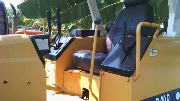 ขายด่วน รถแทรกเตอร์ KOMATSU D20P-6 เก่าใน ปรับสภาพใหม่ พร้อมใช้งาน ราคากันเอง สนใจโทร 089-36818694 ดวงนภา เตียวตระกูล ขายด่วน รถแทรกเตอร์ KOMATSU D20P-6 เก่าใน ปรับสภาพใหม่ พร้อมใช้งาน ราคากันเอง สนใจโทร 089-36818694 ดวงนภา เตียวตระกูล