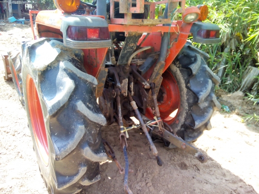 รถสวยมากครับ ด่วน179000บาท L3408 Kubota +ผาน5x22"