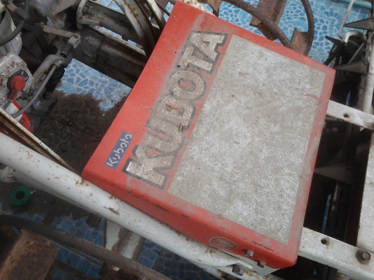 ขายตามสภาพรถเกียวเดินตามคูโบต้าเล็กเครื่องติดได้ปกติ