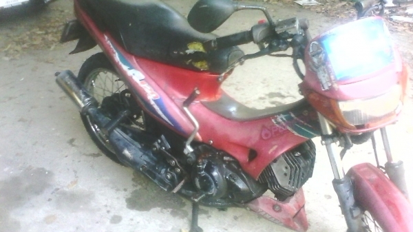 ขายด่วนyamaha jr120 เดิมทั้งคันเครื่องดีมากทะเบียนโอน