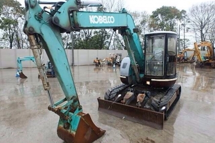 ขายแม็คโคร KOBELCO SK 75 UR ช่วงล่างเต็ม คอลโทรลสั้น พร้อมใบมีดดันดิน นำเข้าจากญี่ปุ่น สภาพพร้อมใช้ง ขายแม็คโคร KOBELCO SK 75 UR ช่วงล่างเต็ม คอลโทรลสั้น พร้อมใบมีดดันดิน นำเข้าจากญี่ปุ่น สภาพพร้อมใช้ง