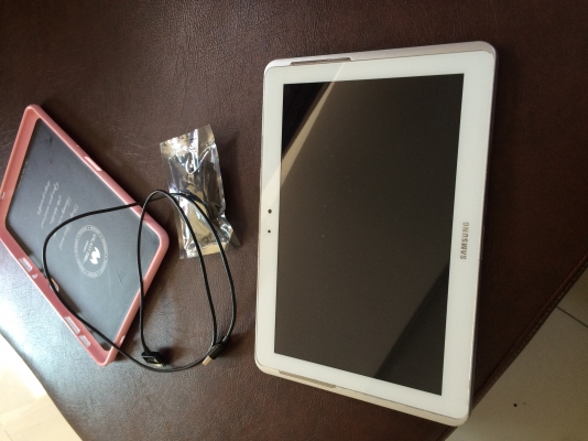 Samsung tap2 10.1 ของแท้ทัชลื่นๆ เลยครับ