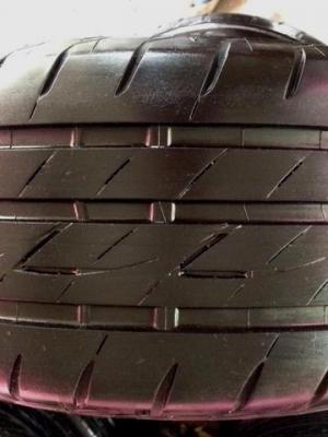 ขายยาง BRIDGESTONE 205/55/16  ปี14