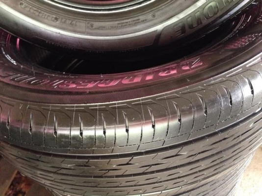 ขายยาง BRIDGESTONE 215/60/16 ปี14 ขายยาง BRIDGESTONE 215/60/16 ปี14