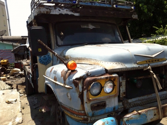 ขายรถ6ล้อหน้ายาวถูกๆมี2คัน ขายตามสภาพ ขับกลับได้เลย