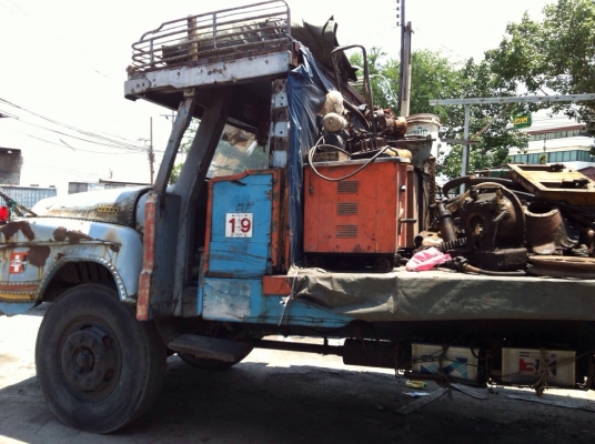 ขายรถ6ล้อหน้ายาวถูกๆมี2คัน ขายตามสภาพ ขับกลับได้เลย