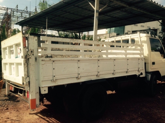 ขายรถ6ล้อเครื่อง110แรงสภาพดี หัวสวย  ไม่ผุ ท้ายไฮโดรลิค