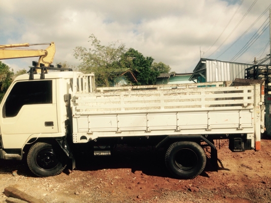 ขายรถ6ล้อเครื่อง110แรงสภาพดี หัวสวย  ไม่ผุ ท้ายไฮโดรลิค