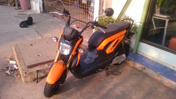 Honda Zoomer x