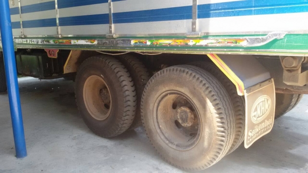 **765,000 บ.ต่อรอง///ไอ้หลง10ล้อดั้มFUSO MA-195 ** ขาย MITSUBISHI FUSO-195 10ล้อ2เพลาดั้มเนียมเกษตร MITSU FN527M-A117xx 6D16-195HP 10SPEED ปี32 เครื่องเดิม เกียร์เดิม เครื่อง6D16-195แรง เครื่องดี แน่นดี แรงดี เกียร์ดี 10สปีด เข้าง่ายไม่หลุดครับ ช่วงล่างเด