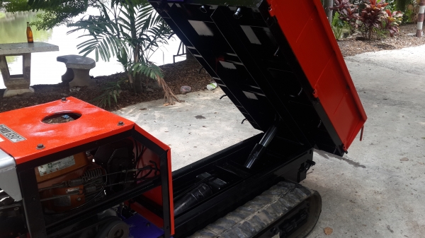 รถบรรทุกการเกษตรและก่อสร้าง  รหัส L - 9