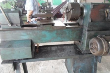 แท่นกลึงเล็ก 3 ฟุต สภาพสวย ๆ สนใจ มาลองเครื่องได้เลย เกียร์บล็อก 38,000