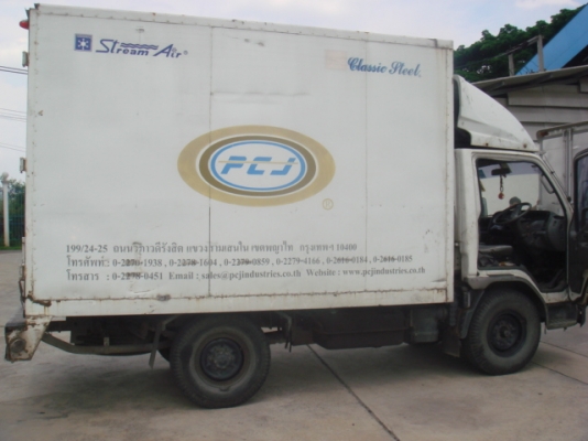 ขายรถตู้บรรทุก 4 ล้อ Mitsubishi ปี 2548