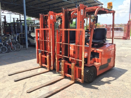 รถยกไฟฟ้าแบบนั่งขับขนาด1.5ตัน เสาสูง 3 เมตร TOYOTA 7FBEL15 ขายยกแพค 2 คัน