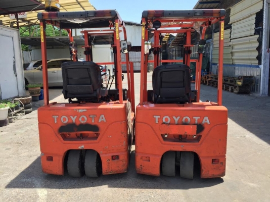 รถยกไฟฟ้าแบบนั่งขับขนาด1.5ตัน เสาสูง 3 เมตร TOYOTA 7FBEL15 ขายยกแพค 2 คัน