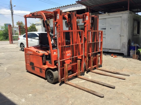 รถยกไฟฟ้าแบบนั่งขับขนาด1.5ตัน เสาสูง 3 เมตร TOYOTA 7FBEL15 ขายยกแพค 2 คัน