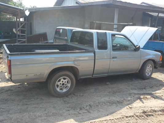 ขาย นิสสัน บิ๊กเอ็ม  แค็บเล็กเครื่องฝาแดงแน่นๆ ช่างล่างดีแอร์หนาว เพลงเพราะ สีพอได้รถพร้อมใช้งาน ทบ.เอกสารครบ75000-