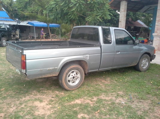 ขาย นิสสัน บิ๊กเอ็ม  แค็บเล็กเครื่องฝาแดงแน่นๆ ช่างล่างดีแอร์หนาว เพลงเพราะ สีพอได้รถพร้อมใช้งาน ทบ.เอกสารครบ75000-