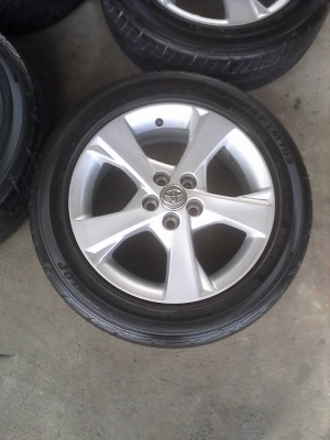 ล้ออัลติสพร้อมยาง Dunlop ปี12 ล้ออัลติสพร้อมยาง Dunlop ปี12