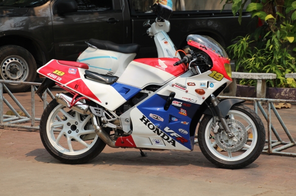 ขาย VFR400 NC24 ทะเบียนเต็ม โอนขนส่ง
