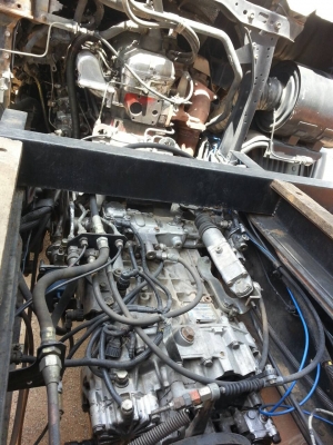 ขายครับเม้ก้า 320 ปี47 ดั้ม รถสวยมาก เดิมๆ ดาวน้อยผ่อนสบาย ยอดจัด 16 - 16.5